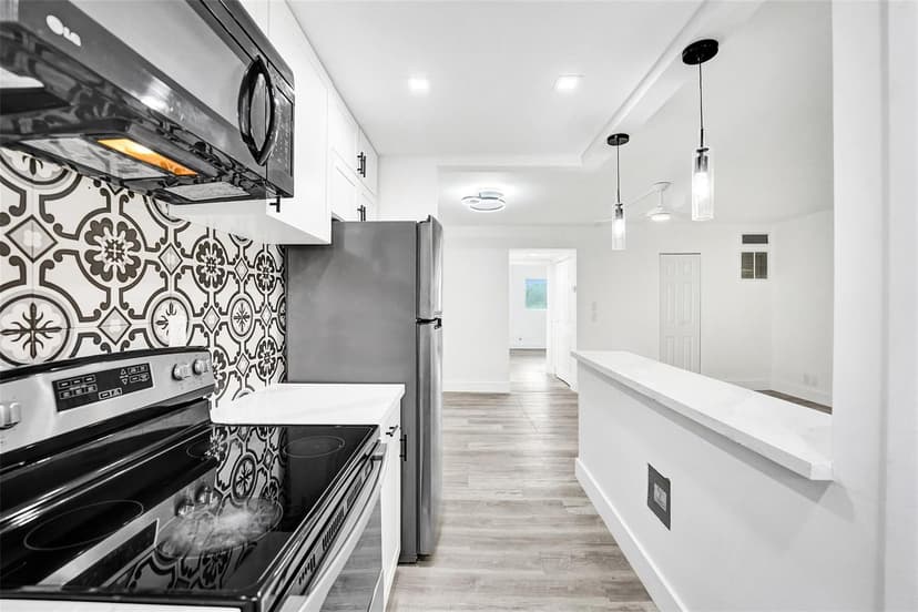 1425 Arthur Street # 202A, Hollywood FL 33020