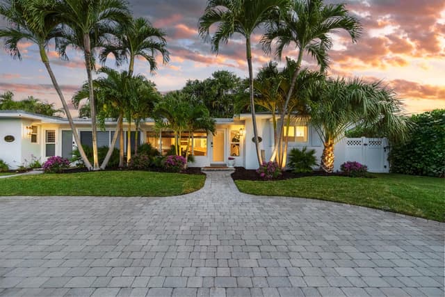 7 Fayette Drive, Ocean Ridge FL 33435 - Ocean Ridge, FL - Photo 2
