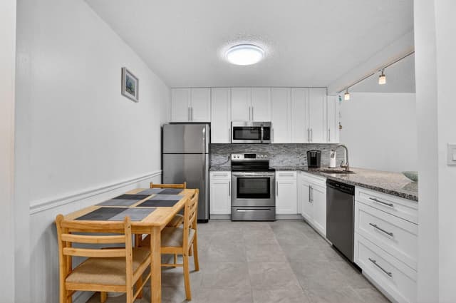 9110 Fairbanks Lane # 5, Boca Raton FL 33496 - Boca Raton, FL - Photo 6