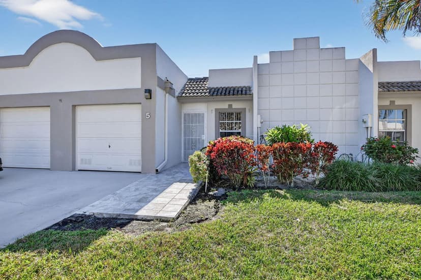 9110 Fairbanks Lane # 5, Boca Raton FL 33496
