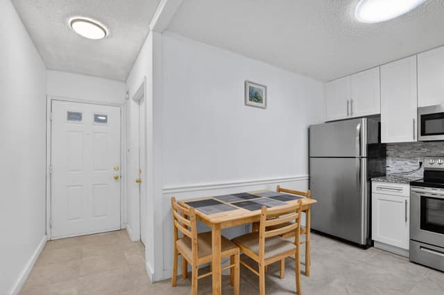 9110 Fairbanks Lane # 5, Boca Raton FL 33496 - Boca Raton, FL - Photo 5