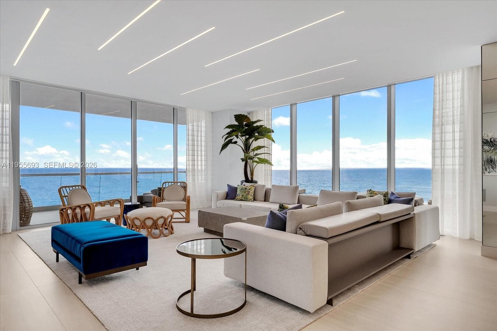 18501 Collins Ave # 704, Sunny Isles Beach FL 33160 - Sunny Isles Beach, FL - Photo 1