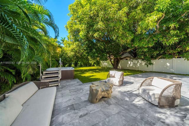 3166 Royal Palm Ave, Miami Beach FL 33140 - Miami Beach, FL - Photo 4
