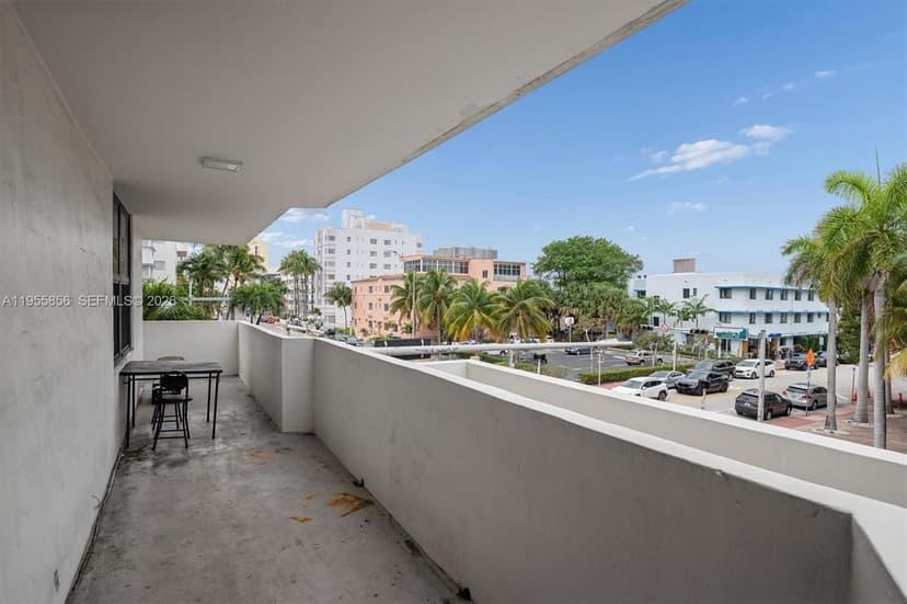 4301 Collins Ave # 202, Miami Beach FL 33140