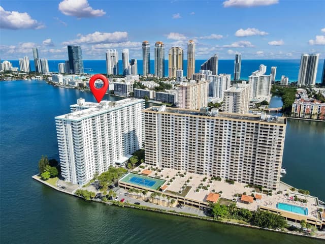 301 174th Street # 2202, Sunny Isles Beach FL 33160 - Sunny Isles Beach, FL - Photo 2