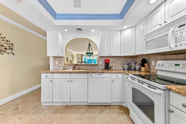 3204 Portofino Point # H2, Coconut Creek FL 33066 - Coconut Creek, FL - Photo 7