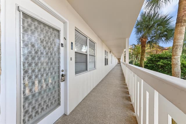 3204 Portofino Point # H2, Coconut Creek FL 33066 - Coconut Creek, FL - Photo 4