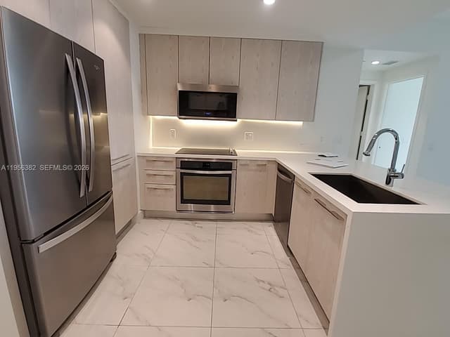 2000 Metropica Way # 412, Sunrise FL 33323 - Sunrise, FL - Photo 3