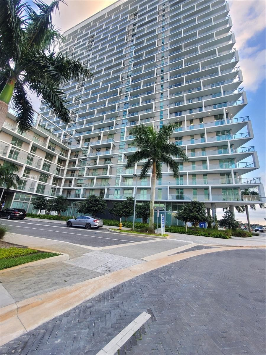 2000 Metropica Way # 412, Sunrise FL 33323 - Sunrise, FL - Photo 1