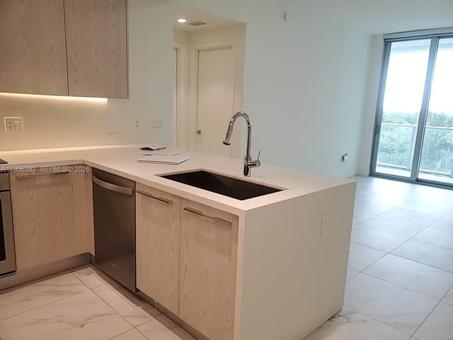 2000 Metropica Way # 412, Sunrise FL 33323 - Sunrise, FL - Photo 4