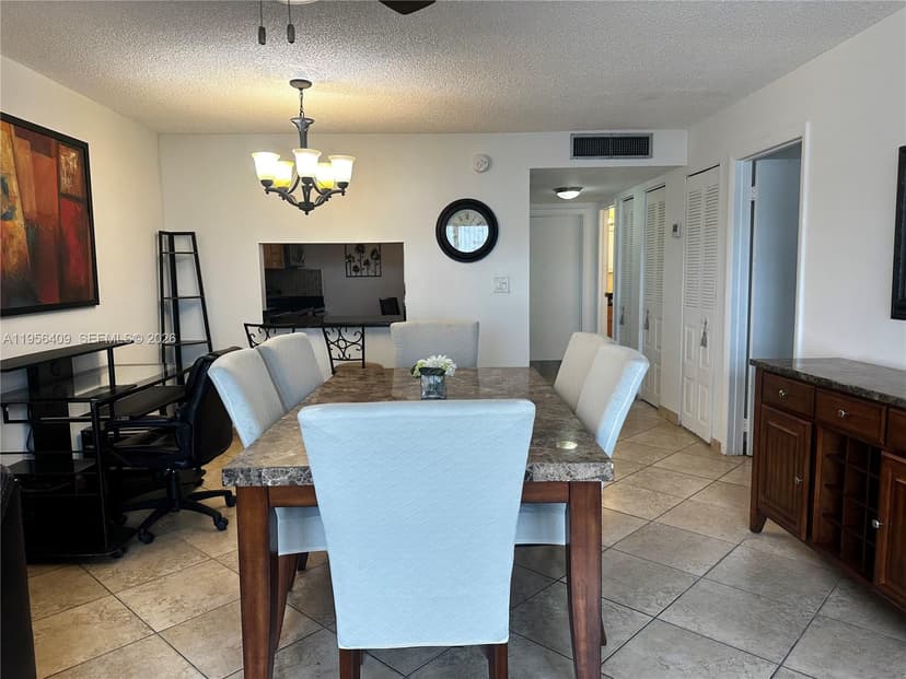410 SE 2nd St # 308, Hallandale Beach FL 33009