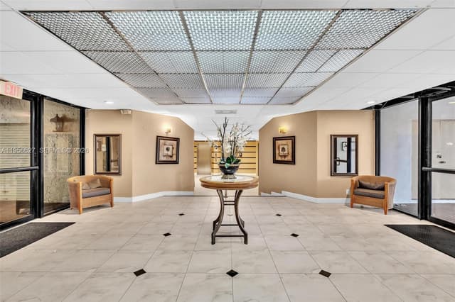 3800 N Hills Dr # 312, Hollywood FL 33021 - Hollywood, FL - Photo 2
