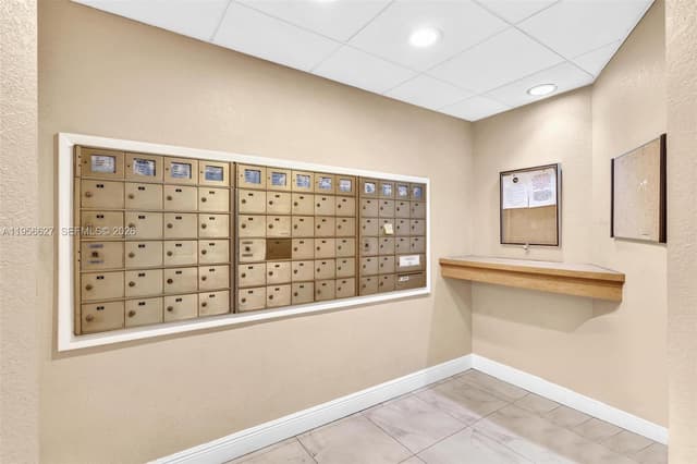 3800 N Hills Dr # 312, Hollywood FL 33021 - Hollywood, FL - Photo 4