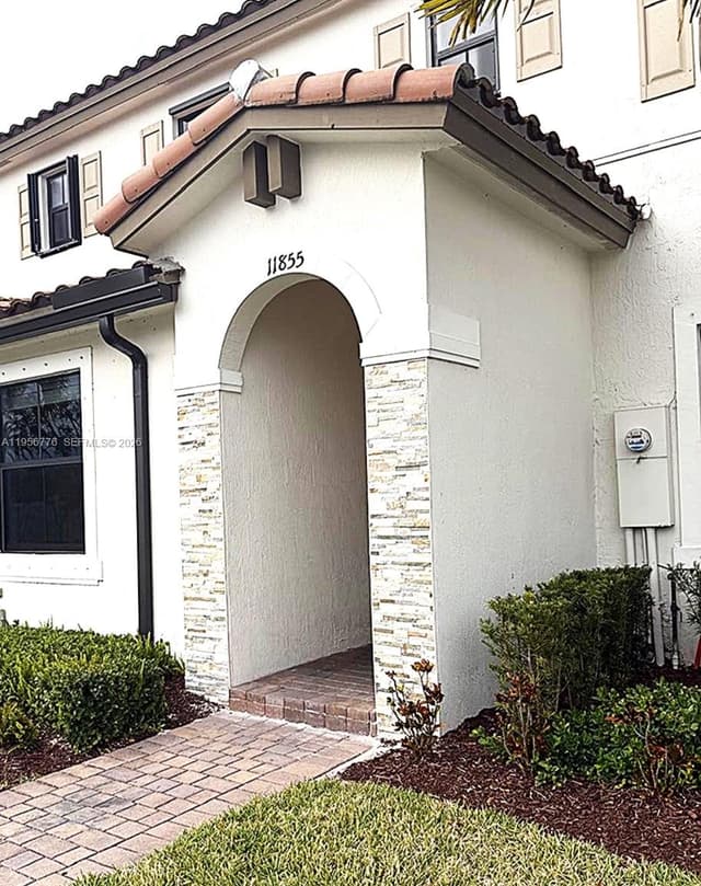 11855 SW 246th Ter, Homestead FL 33032 - Homestead, FL - Photo 2