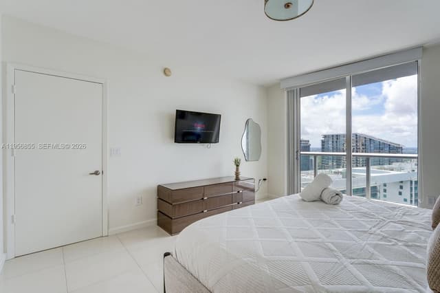 485 Brickell Ave # 4706, Miami FL 33131 - Miami, FL - Photo 7