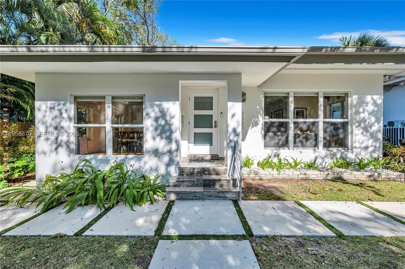 3535 W Glencoe St, Miami FL 33133