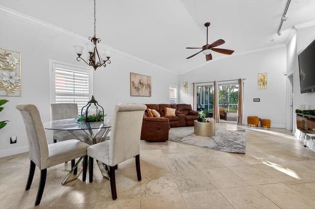 8063 Via Hacienda, Riviera Beach FL 33418 - Riviera Beach, FL - Photo 6