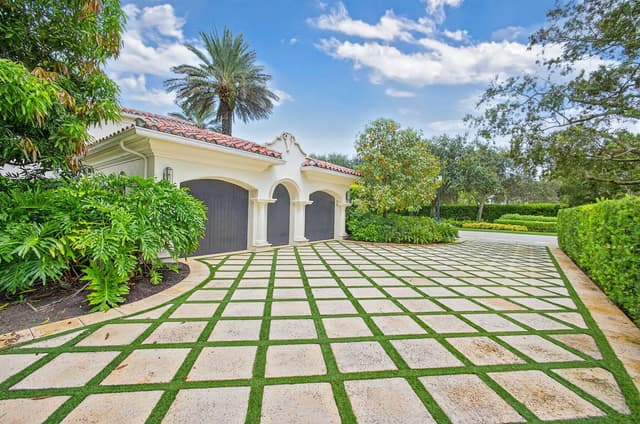 11912 Palma Drive, Palm Beach Gardens FL 33418 - Palm Beach Gardens, FL - Photo 5