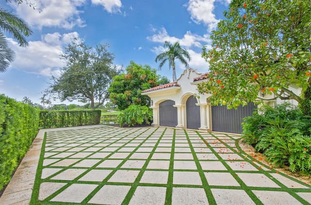 11912 Palma Drive, Palm Beach Gardens FL 33418 - Palm Beach Gardens, FL - Photo 4