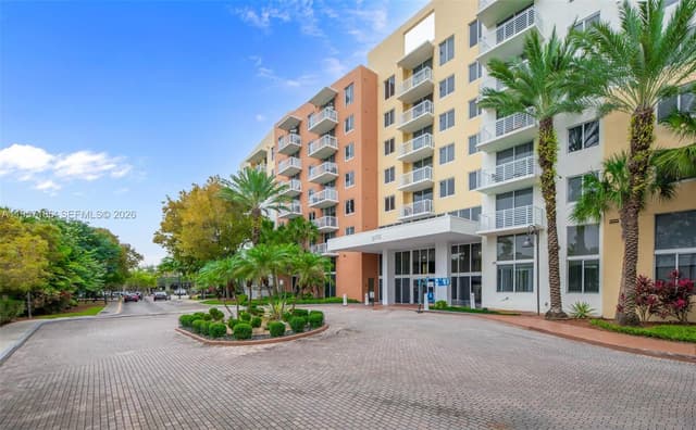 2775 NE 187th St # 215, Aventura FL 33180 - Aventura, FL - Photo 2