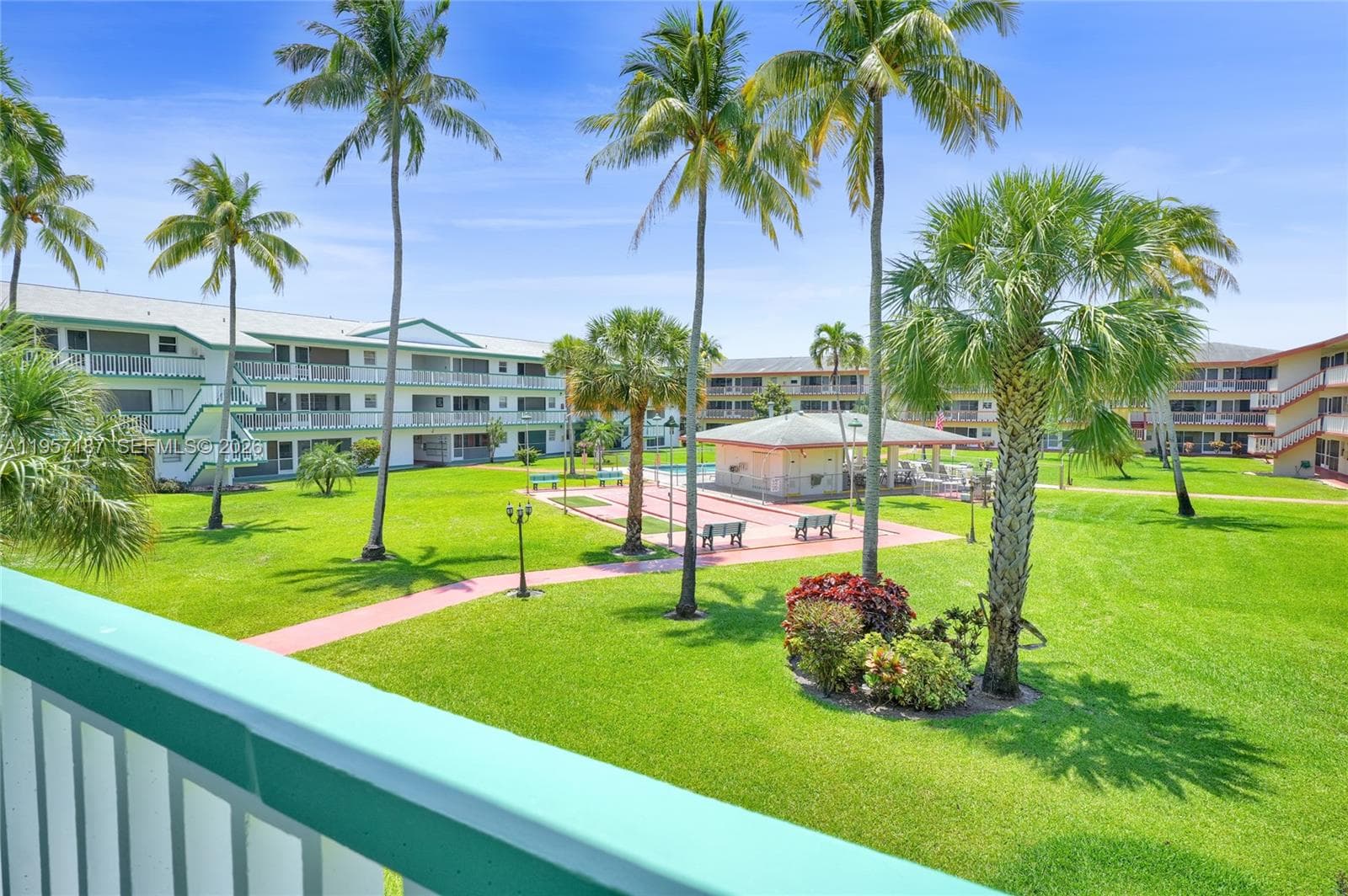 5300 Washington St # I205, Hollywood FL 33021 - Hollywood, FL - Photo 1
