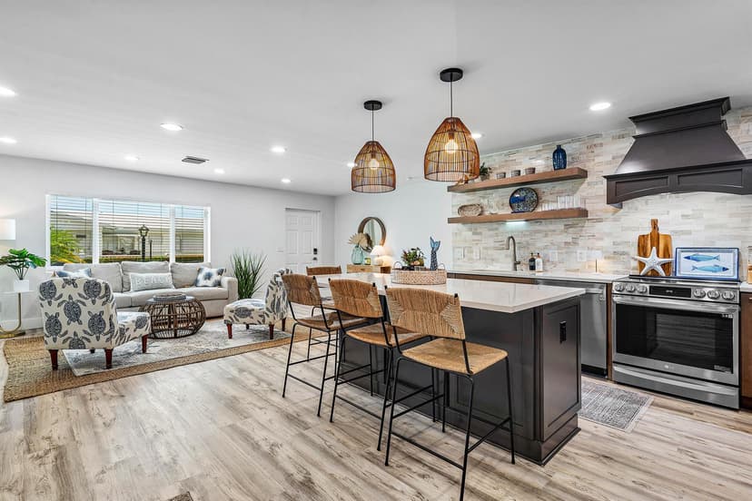 2015 SW 18th Drive, Boynton Beach FL 33426