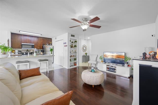 777 Riverside Dr # 1521, Coral Springs FL 33071 - Coral Springs, FL - Photo 5