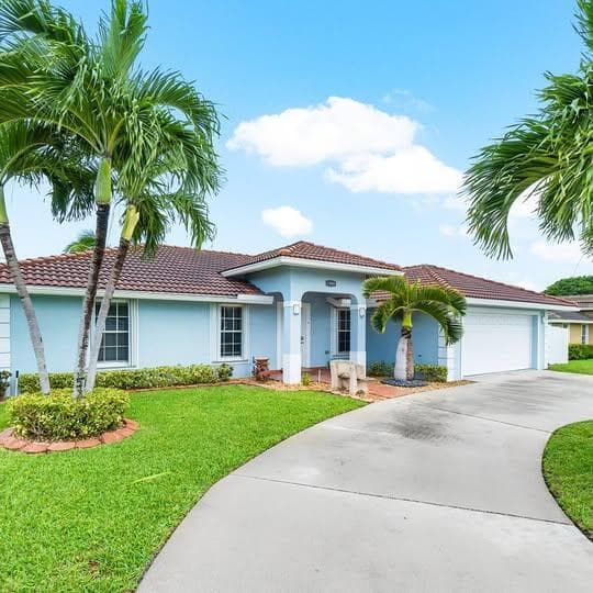 1906 N N A St Street, FL 33460 - Photo 2