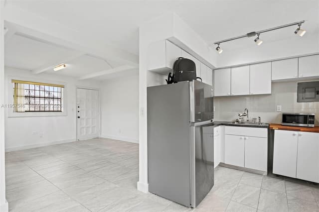 1220 SW 5th St # 21, Miami FL 33135 - Miami, FL - Photo 6
