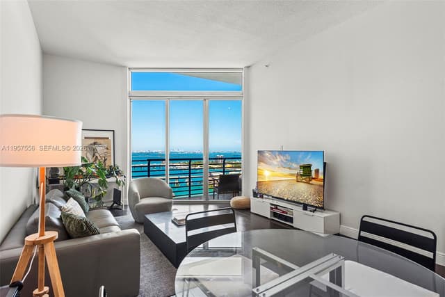 335 S Biscayne Blvd # 10, Miami FL 33131 - Miami, FL - Photo 3