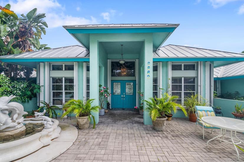 8862 Estate Drive, West Palm Beach FL 33411