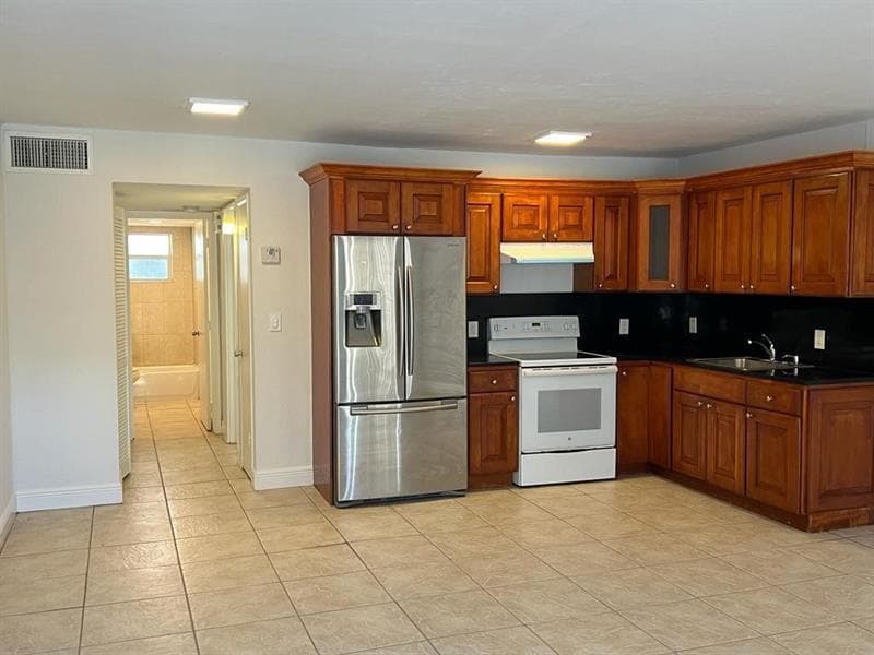 7851 Dunham Boulevard # 4, Miami FL 33138