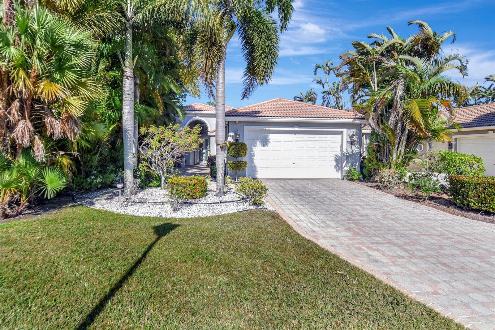 4022 Manchester Lake Drive, Lake Worth FL 33449 - Lake Worth, FL - Photo 1