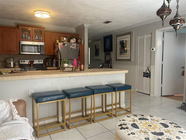 8851 NW 119th St # 6102, Hialeah Gardens FL 33018 - Hialeah Gardens, FL - Photo 4