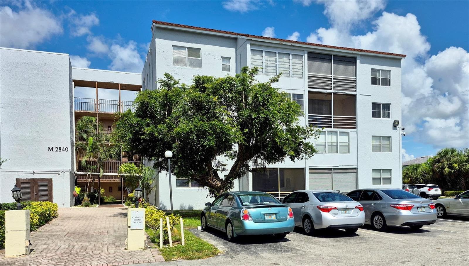 2840 Somerset Drive # 208m, Lauderdale Lakes FL 33311 - Lauderdale Lakes, FL - Photo 1