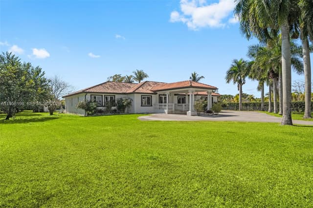 16800 SW 190th St, Miami FL 33187 - Miami, FL - Photo 4