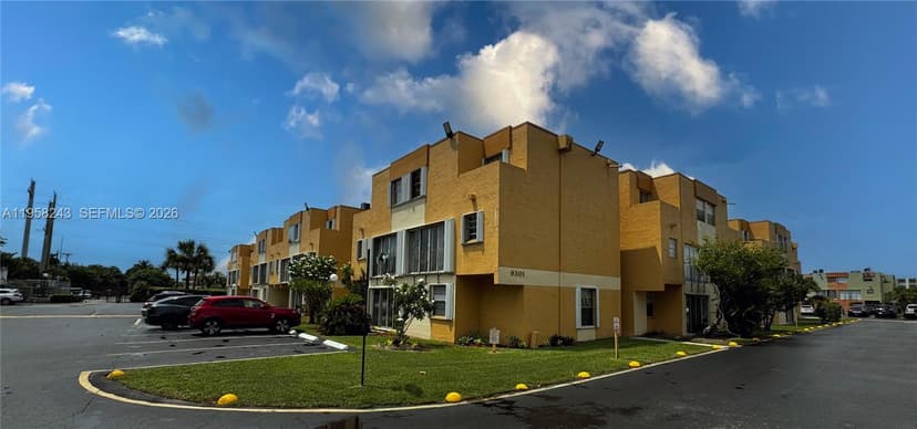 9301 SW 4th St # 114E, Miami FL 33174