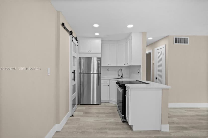 8701 SW 141st St # A7, Palmetto Bay FL 33176