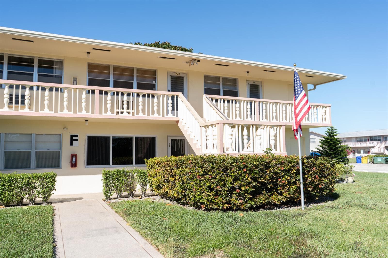 131 Easthampton F, West Palm Beach FL 33417 - West Palm Beach, FL - Photo 1