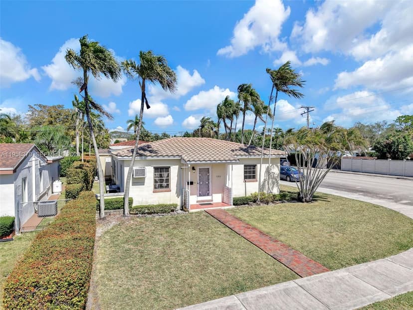 6303 SW 43rd St, South Miami FL 33155