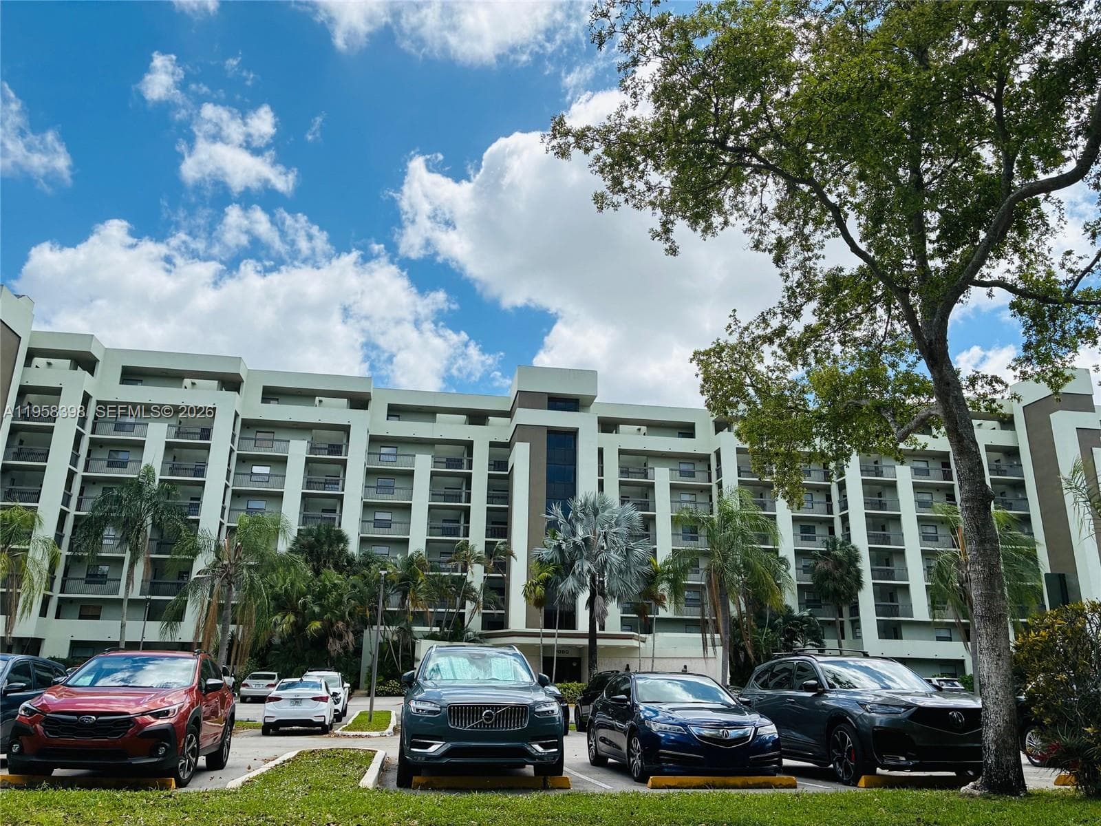 7050 NW 44th St # 708, Lauderhill FL 33319 - Lauderhill, FL - Photo 1