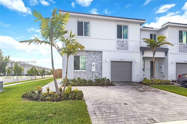 760 SE 13th Ct, Homestead FL 33034 - Homestead, FL - Photo 7