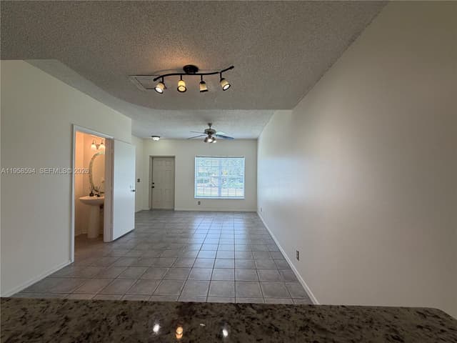 271 Duval Ct, Weston FL 33326 - Weston, FL - Photo 5