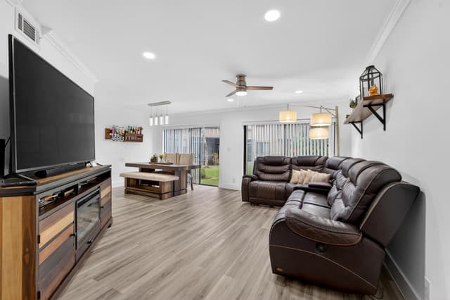 1672 Cypress Pointe Drive # 1a, Coral Springs FL 33071 - Coral Springs, FL - Photo 4