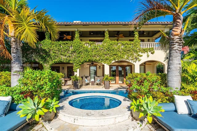 1398 Bay Dr, Miami Beach FL 33141 - Miami Beach, FL - Photo 2