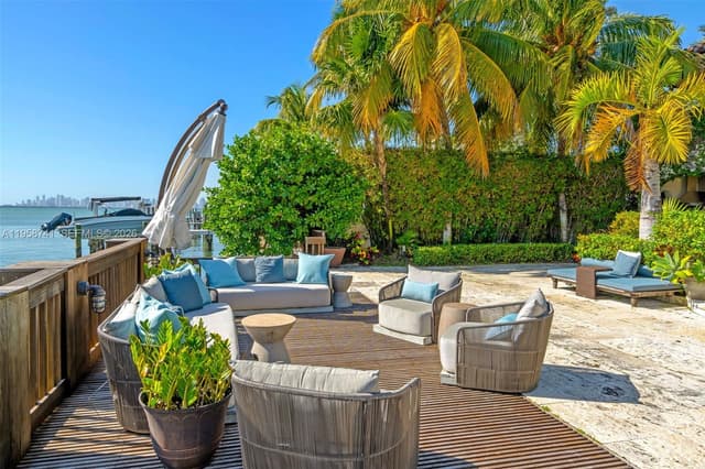 1398 Bay Dr, Miami Beach FL 33141 - Miami Beach, FL - Photo 5