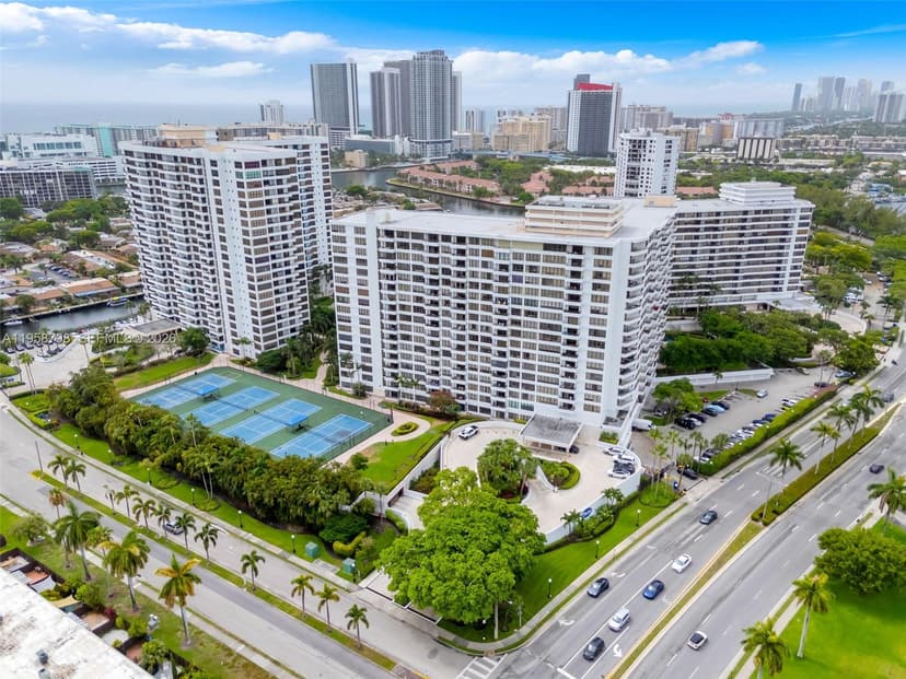 600 NE Three Islands Blvd # 1021, Hallandale Beach FL 33009