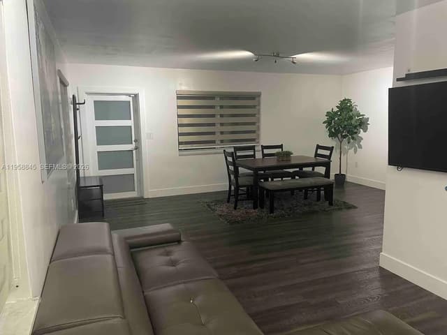 3008 NW 13th St, Miami FL 33125 - Miami, FL - Photo 2