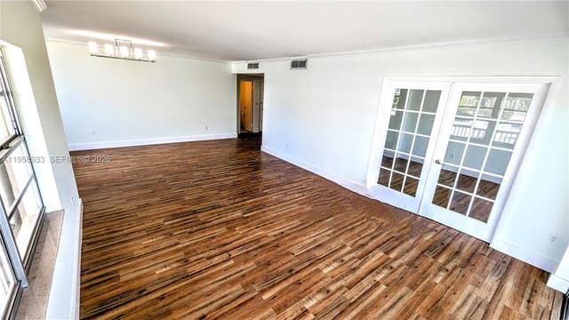 300 Bayview Dr # 206, Sunny Isles Beach FL 33160 - Sunny Isles Beach, FL - Photo 4