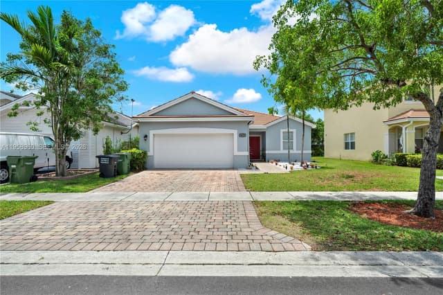 3472 NE 2nd St, Homestead FL 33033 - Homestead, FL - Photo 2